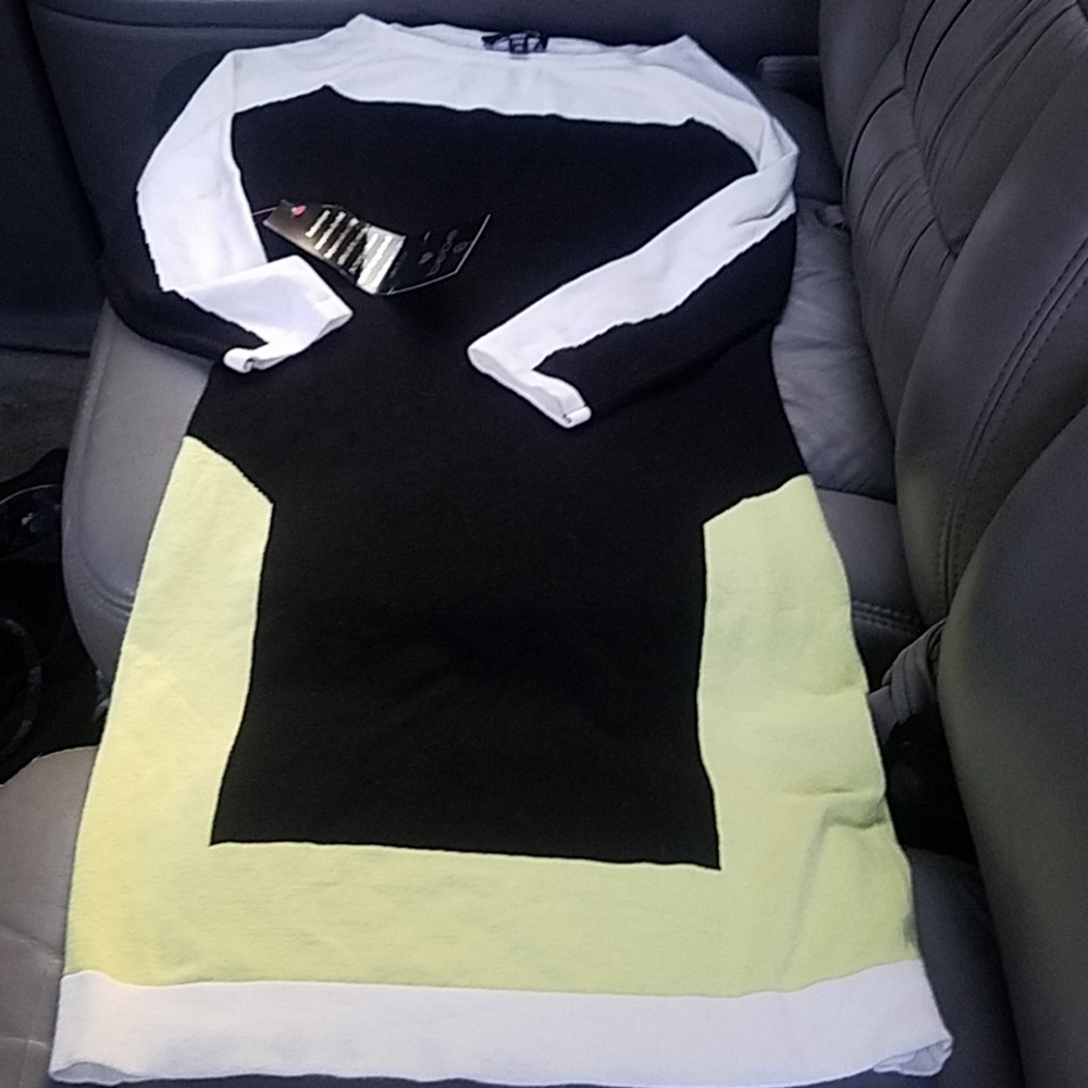 Bebe dress